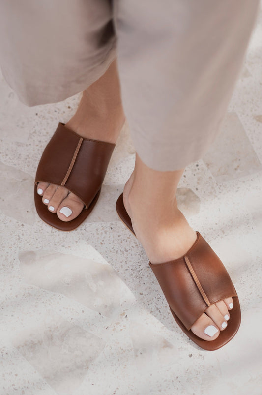 Maeve Leather Slides