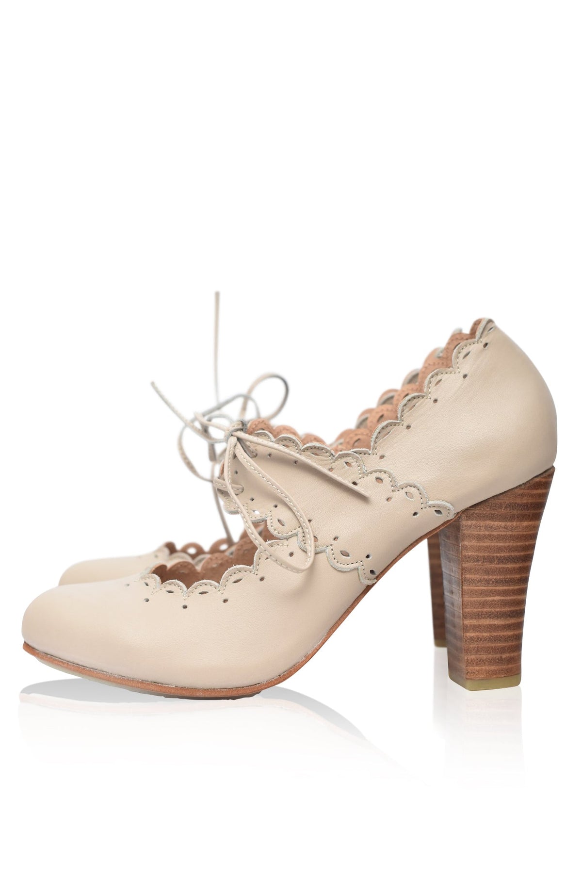Kaatje Scalloped Leather Heels