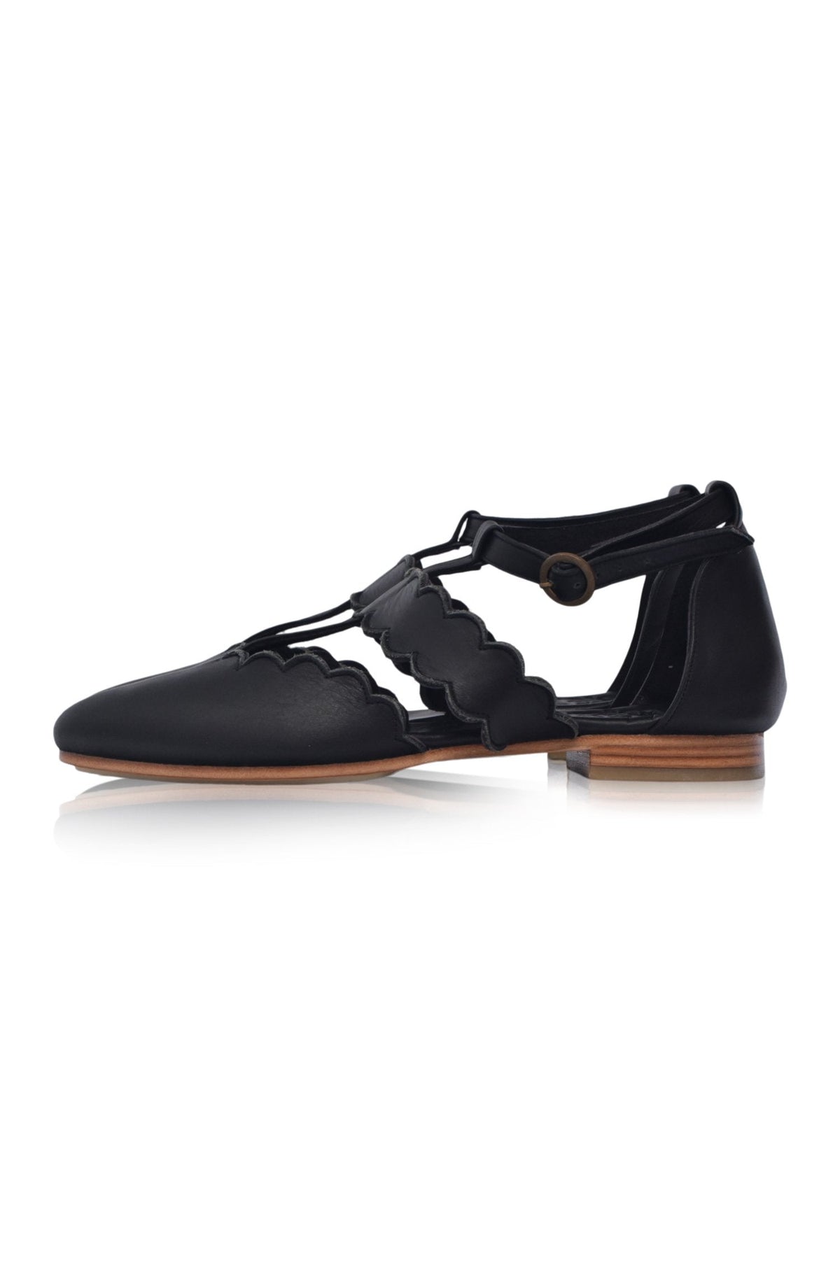 Hilde Scalloped Pointed Toe Leather Flats
