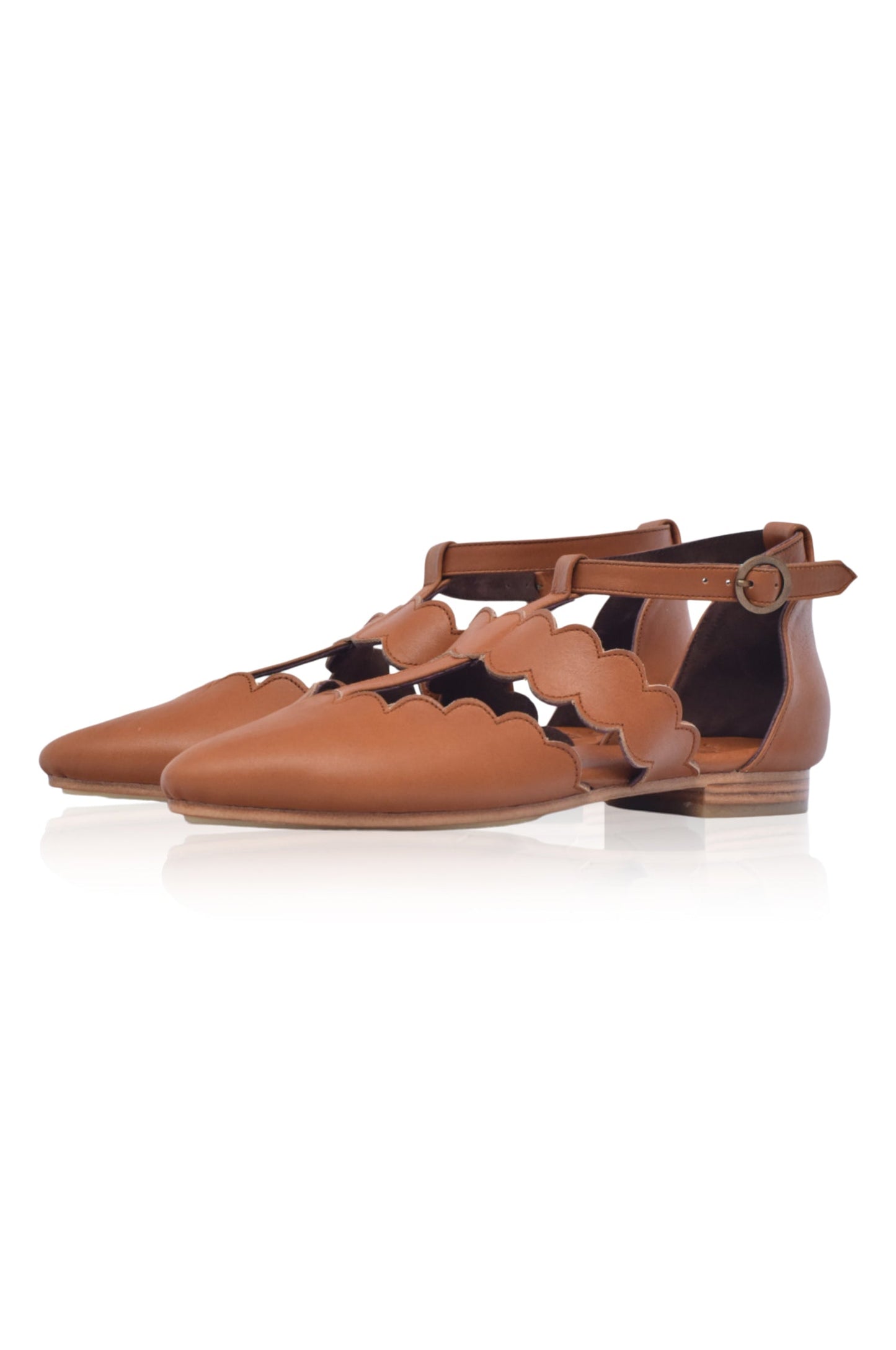 Hilde Scalloped Pointed Toe Leather Flats