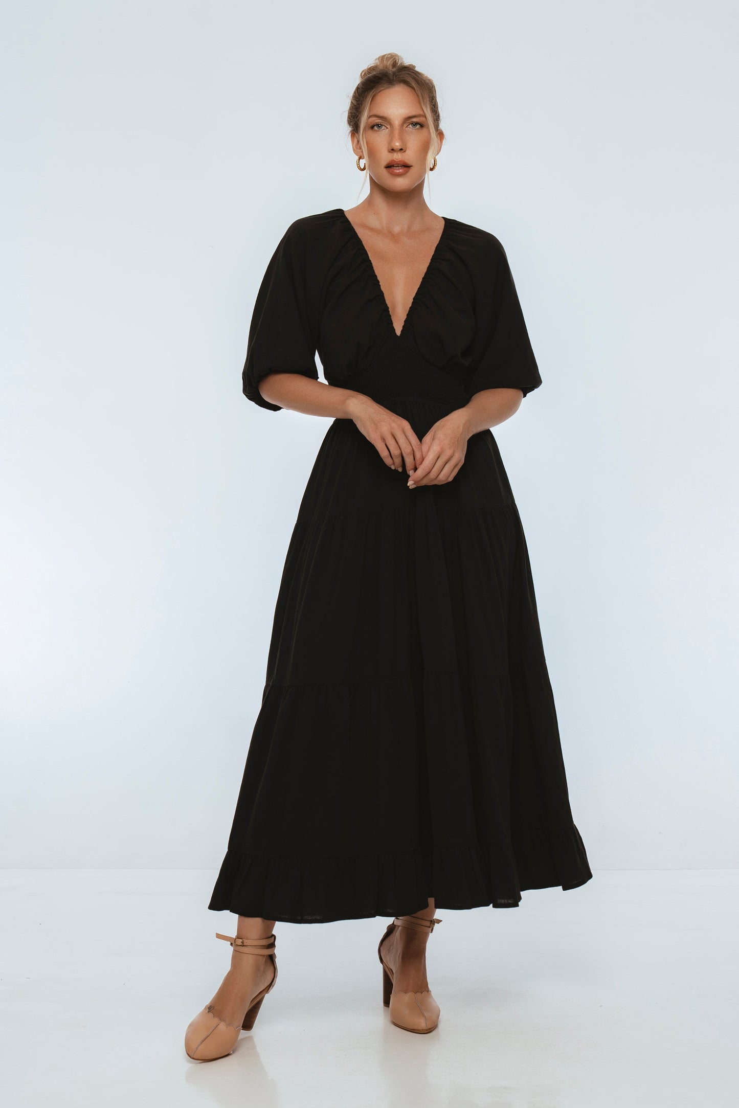 Loes Smocked Linen Maxi Dress