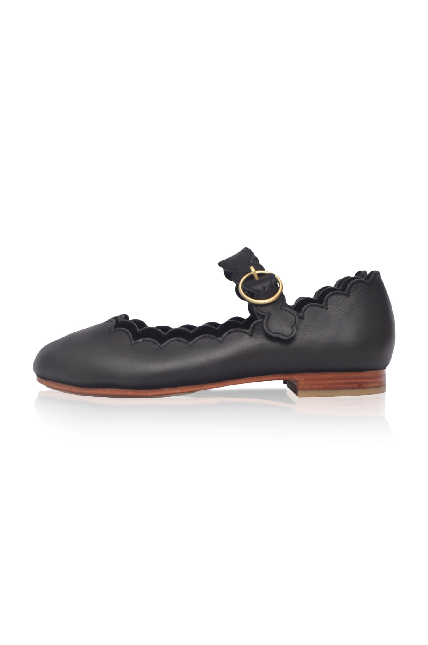 Roosmarie Scalloped Leather Mary Janes