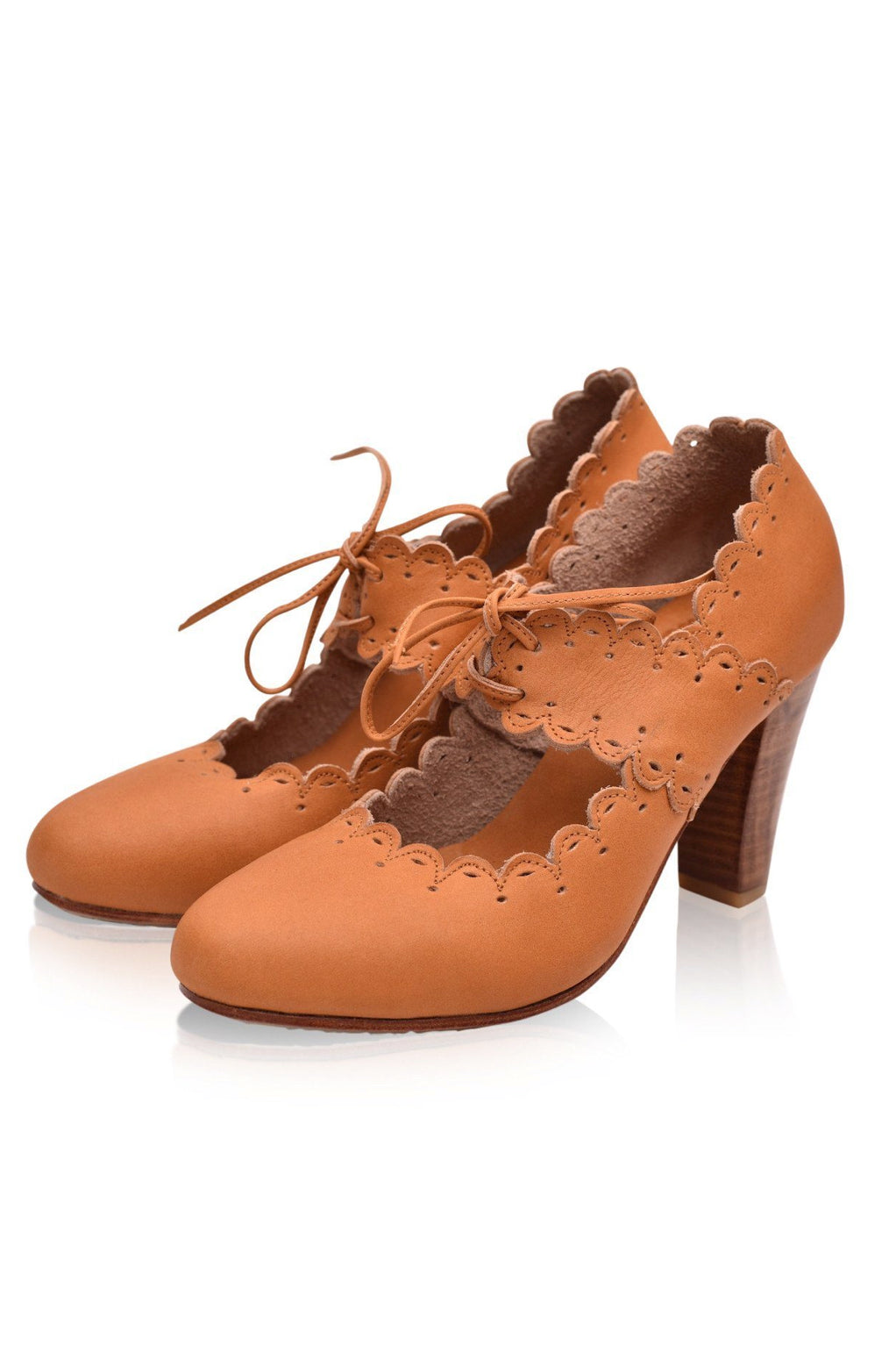 Kaatje Scalloped Leather Heels