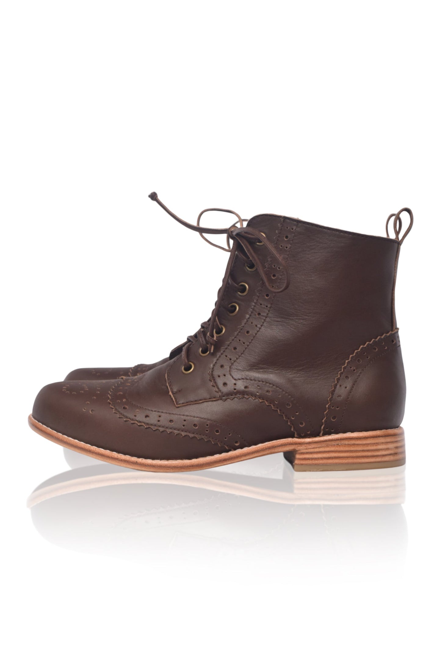 Fien Brogue Leather Boots