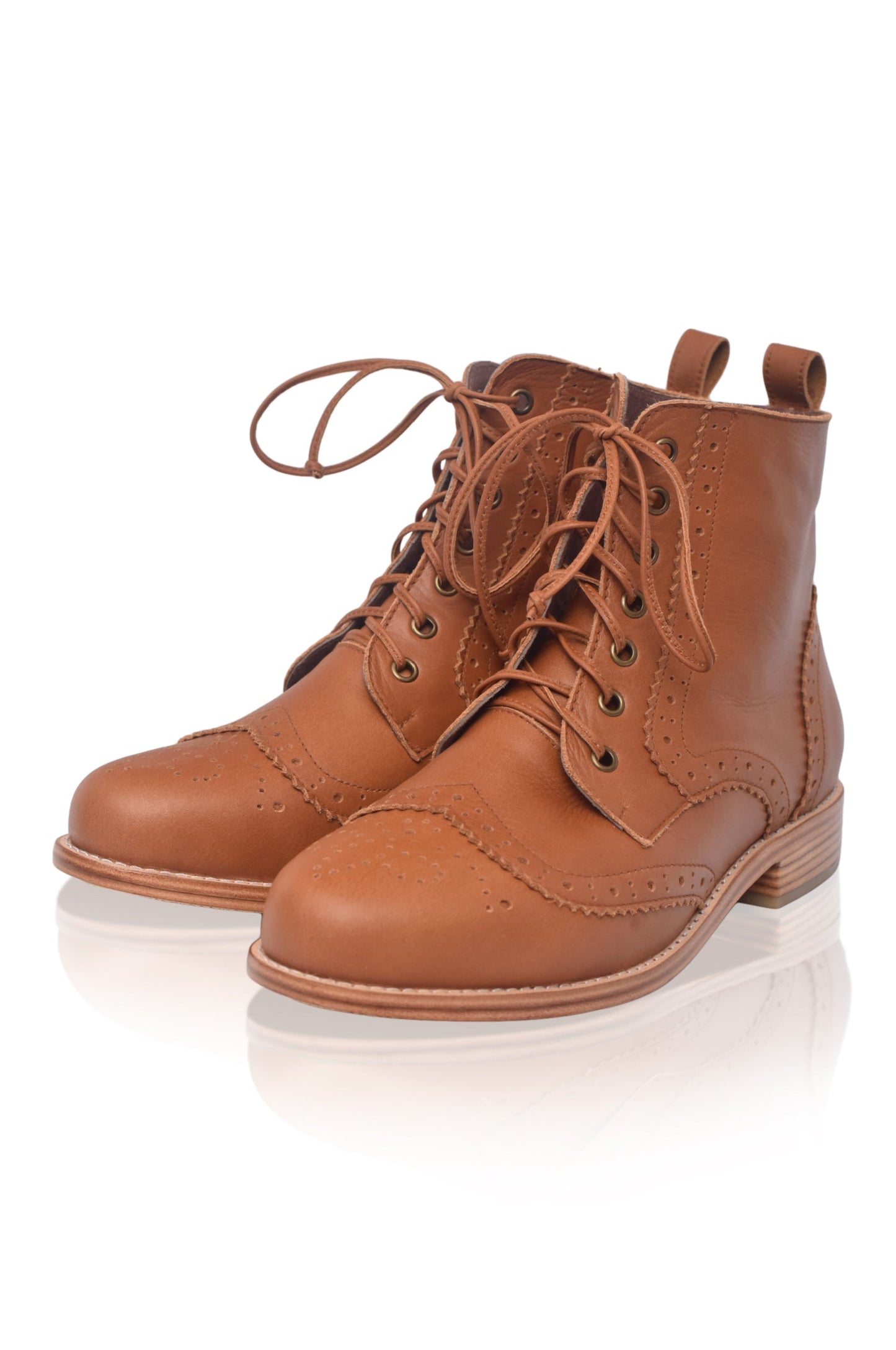 Fien Brogue Leather Boots