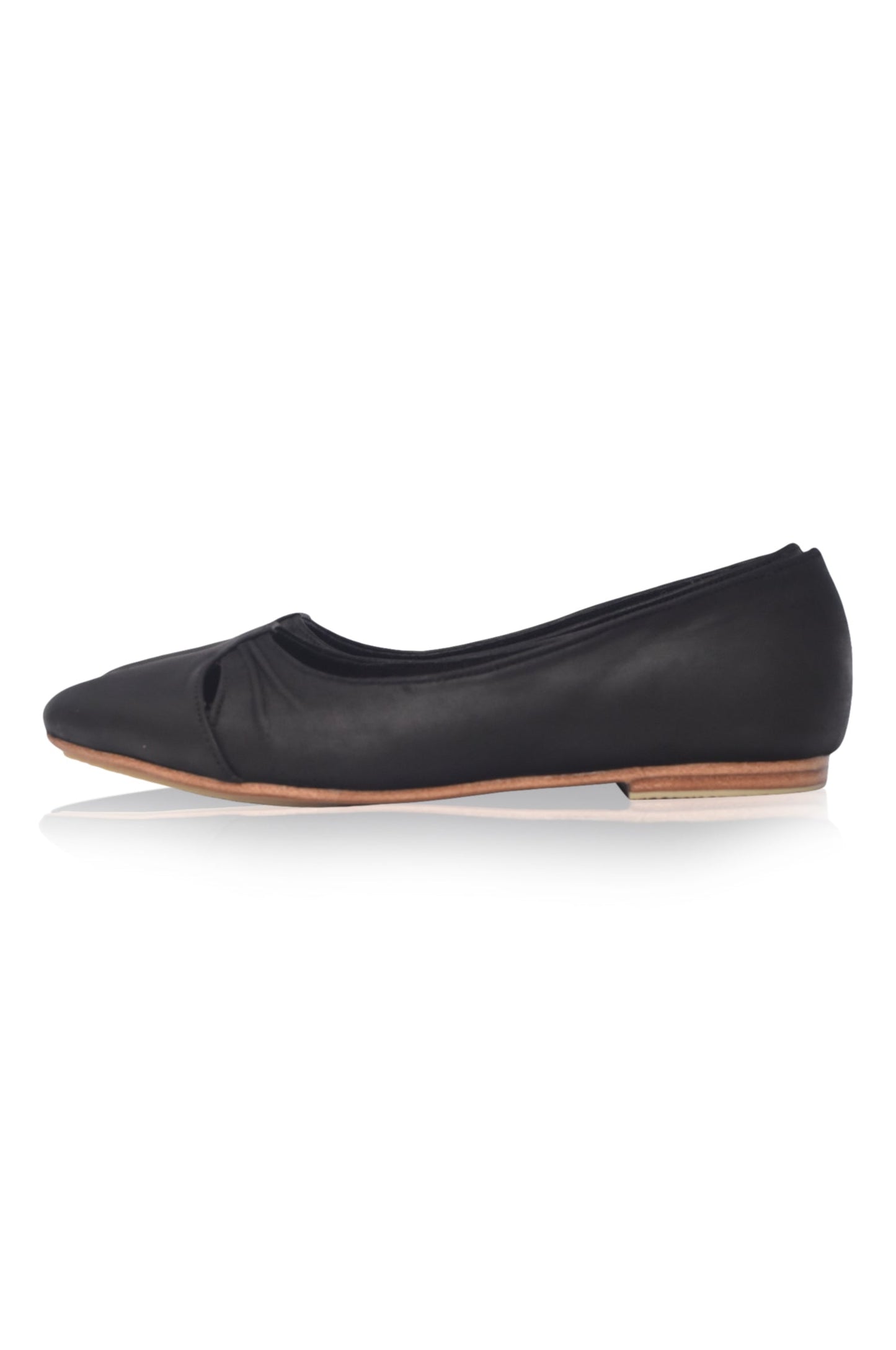 Doortje Pointed Toe Leather Flats